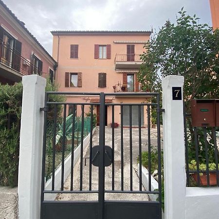 Robhouse Otel Fabriano Dış mekan fotoğraf