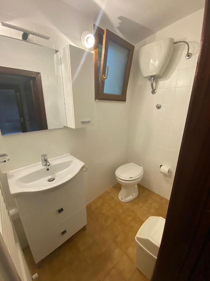 Robhouse Otel Fabriano Dış mekan fotoğraf